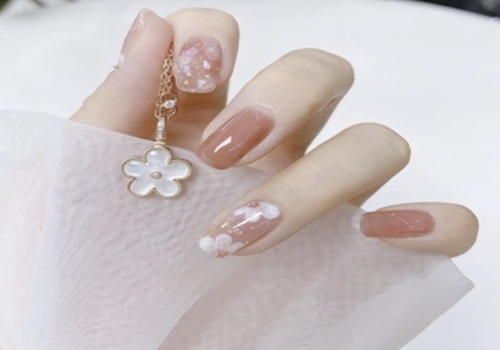Mẫu nail thạch hoa nhỏ