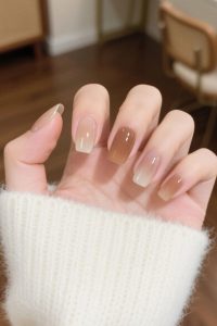 Nailbox tone nâu sữa